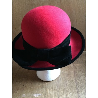 Vintage s RED w Black Trim 100% WOOL BOWLER DERBY HAT DANIELE MEUCCI ITALY  eb-94260331